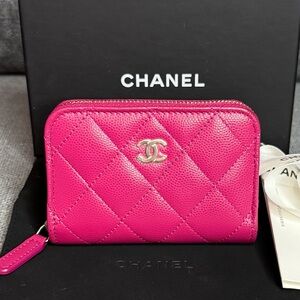 CHANEL CC Zippy Caviar Small Card Wallet RASPBERRY
